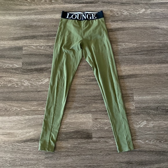 Bundle: 2x Sport leggings size Small - Picture 2 of 6